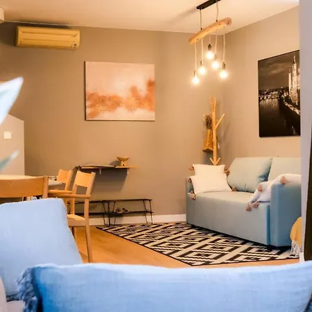 Appartamento ático Alfonso Amplio Céntrico Renovado 10 Pax *