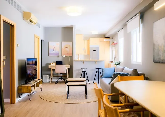 Atico Alfonso | Amplio Centrico Renovado | 10 Pax