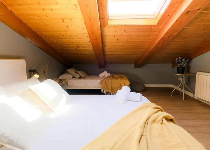 Atico Alfonso | Amplio Centrico Renovado | 10 Pax Апартаменты *