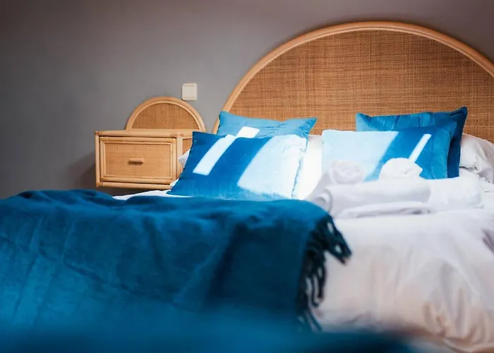 Апартаменты Atico Alfonso | Amplio Centrico Renovado | 10 Pax *