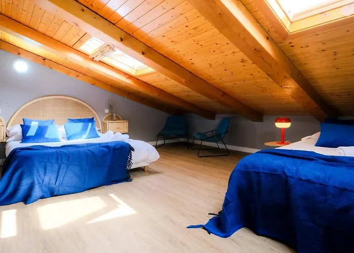 Atico Alfonso | Amplio Centrico Renovado | 10 Pax *